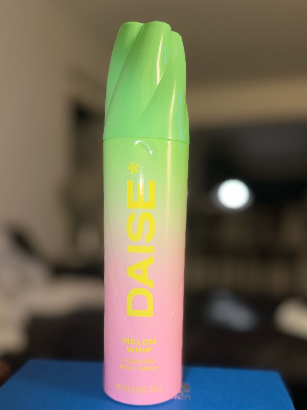 Daisy Melon Whip Foaming Body Wash. This is 8.8 oz. Big can